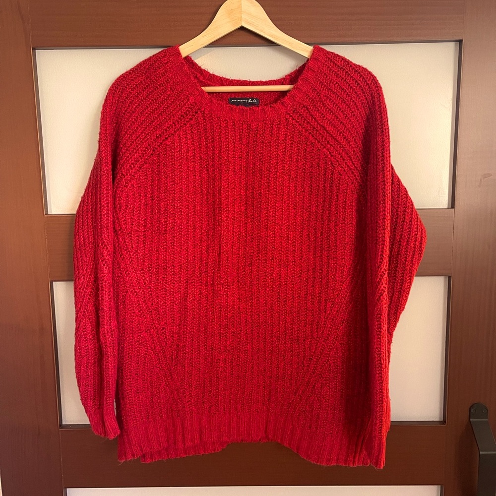American Eagle Sweater